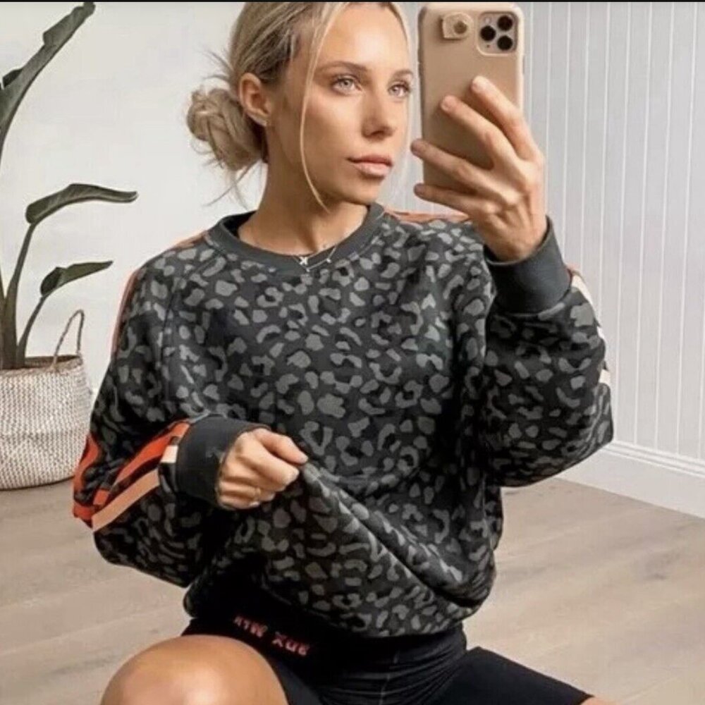 ✖️Unavailable✖️ SDA x WFX oversized sweatshirt